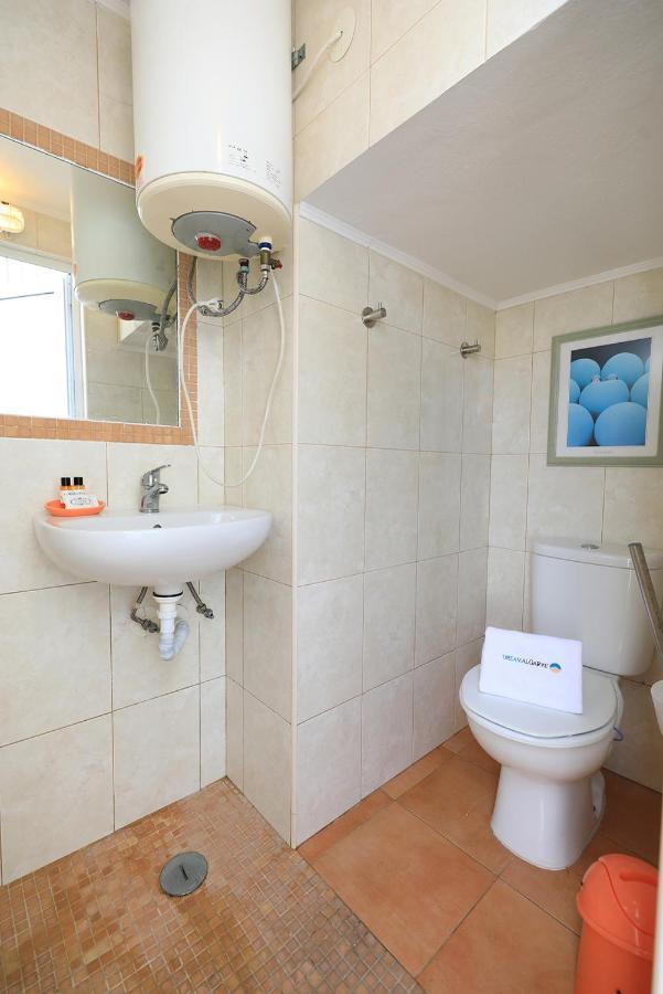 C22 - Beco Do Poco Beach Townhouse In Praia Da Luz Exterior foto